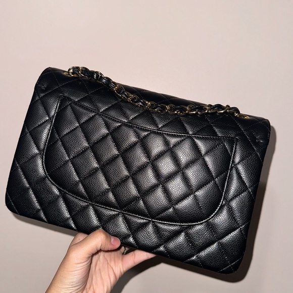 SOLD CHANEL NEW Classic Jumbo double flap - Picture 2 of 9